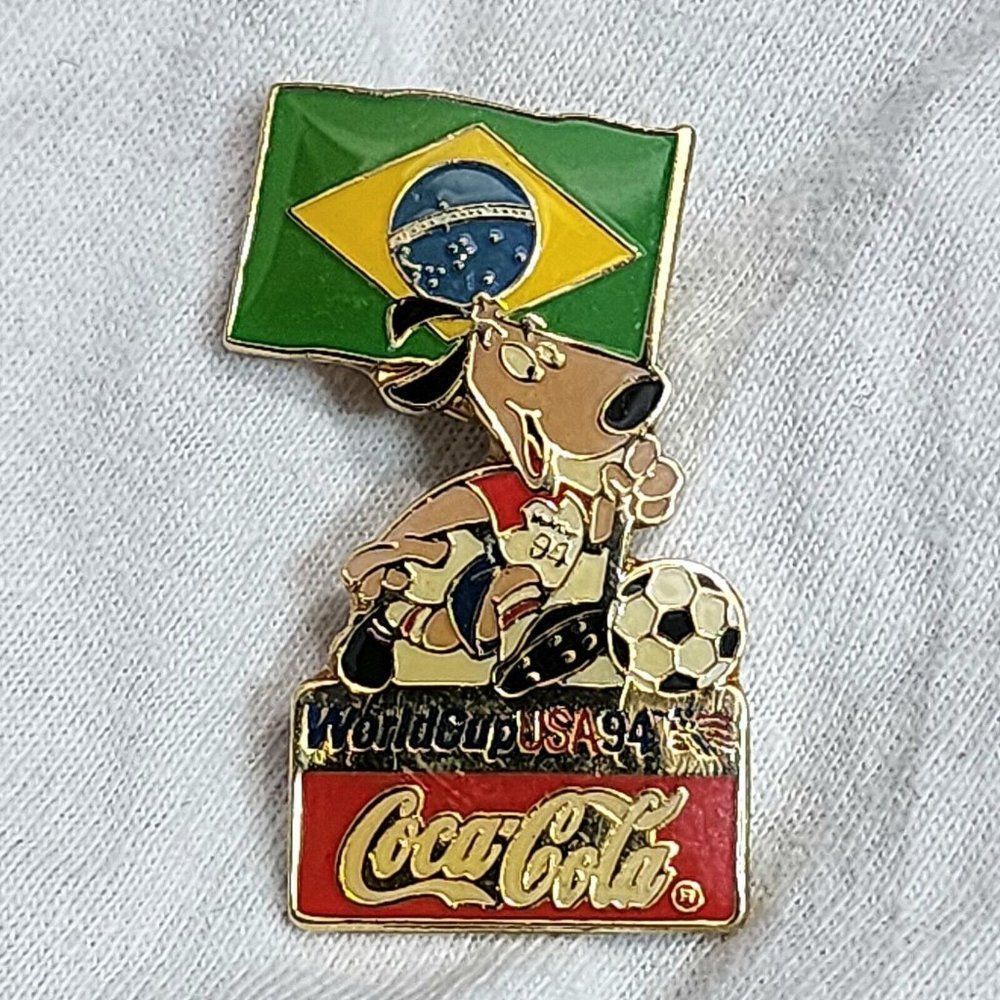 Coca Cola Brazil World Cup 1994 Lapel Pin‎ Flag Striker Dog Mascot Soccer Ball